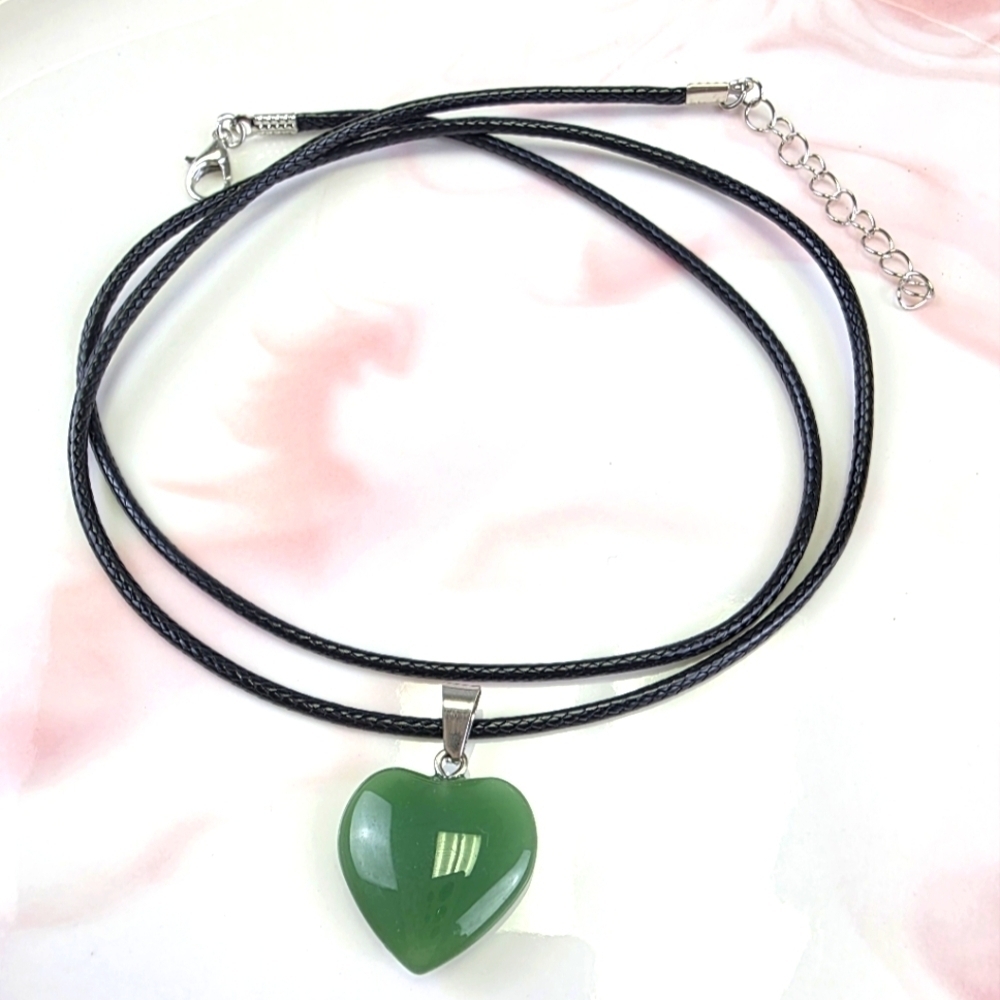 Natural Stone Heart Pendant Necklace​